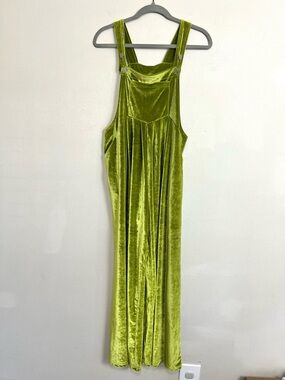 SHEIN Green Velvet Overalls